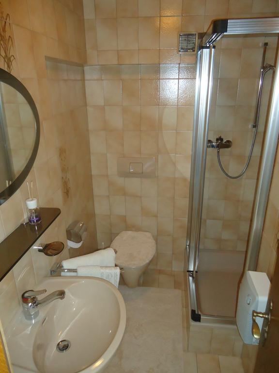 Rosi Tamegger Hotel Kössen Kamer foto